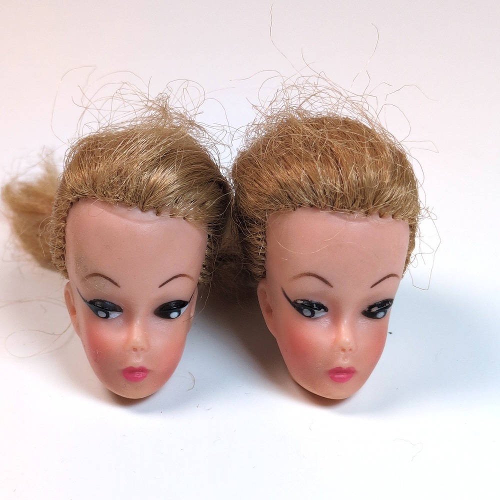 Vtg 60s Uneeda Wendy Fashion Dolls Blonde Side Glance Eyes Barbie Clone 2 HEADS
